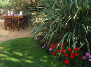 Al fresco dining at La Sablonnerie restaurant, Sark